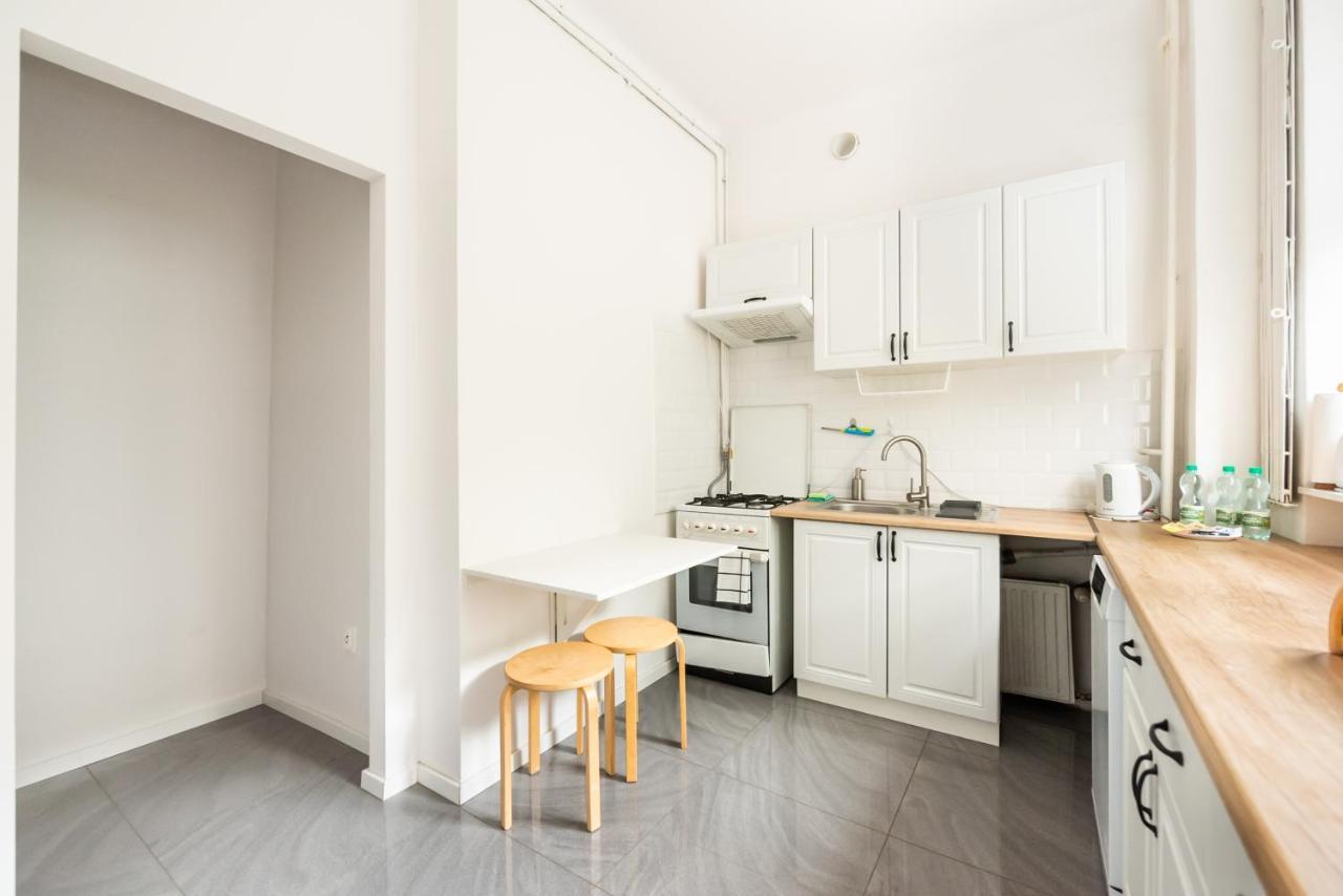 Plac Zbawiciela 3-Bedroom Apartment وارسو المظهر الخارجي الصورة