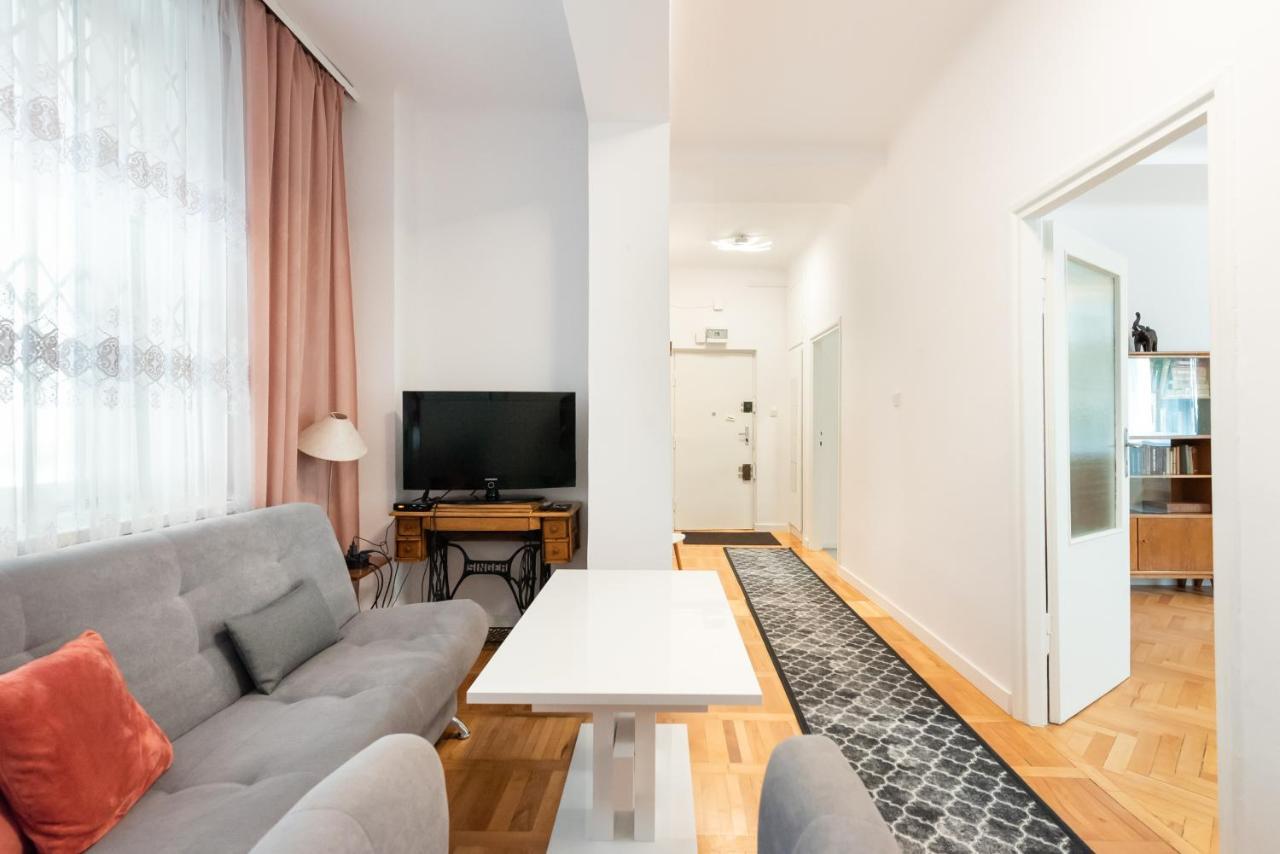 Plac Zbawiciela 3-Bedroom Apartment وارسو المظهر الخارجي الصورة